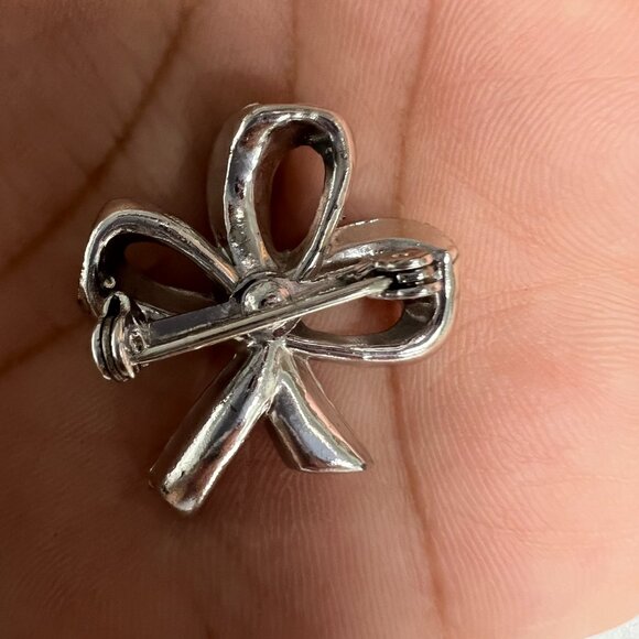 Vintage Silver Tone and Rhinestones Bow Brooch - Picture 4 of 6